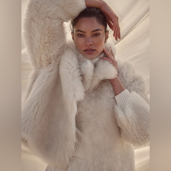 Overland Jackets & Blazers - NWT Overland Kylie reversible sheepskin jacket ivory
